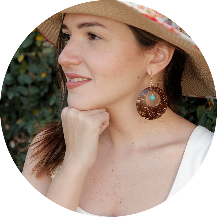 Damask - A Farm Girl by Tess